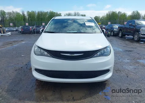 2022 Chrysler Voyager Lx из США, поврежденный, VIN 2C4RC1CGXNR227089